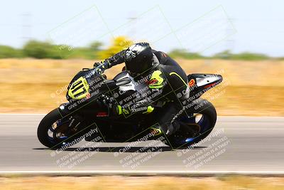 media/Apr-30-2023-CRA (Sun) [[020fcf5d43]]/Race 3-1000 Amateur Supersport/